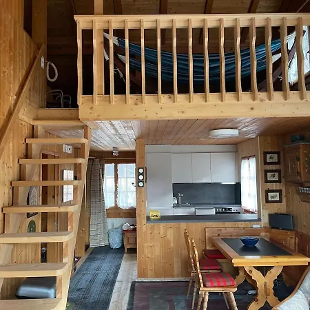 Charmantes Chalet Mit Studio & Bergblick Chalet
